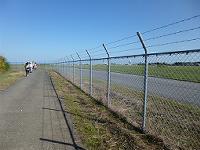 131012037-w200.jpg